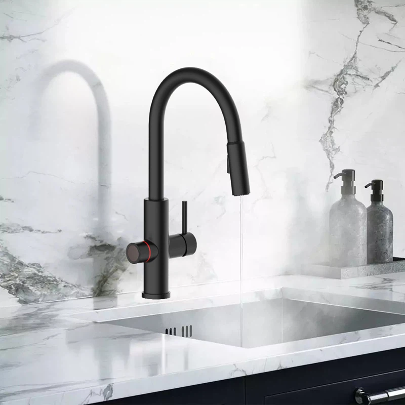 Cyfrowy kran z natychmiastową ciepłą wodą